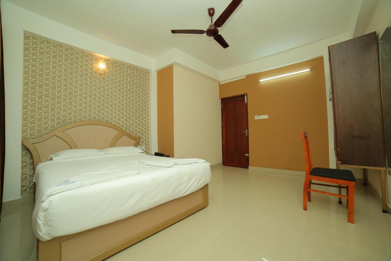 Hotel Falcon Thiruvananthapuram Exterior foto